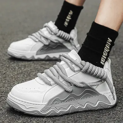 KOREAN STYLE SNEAKERS 